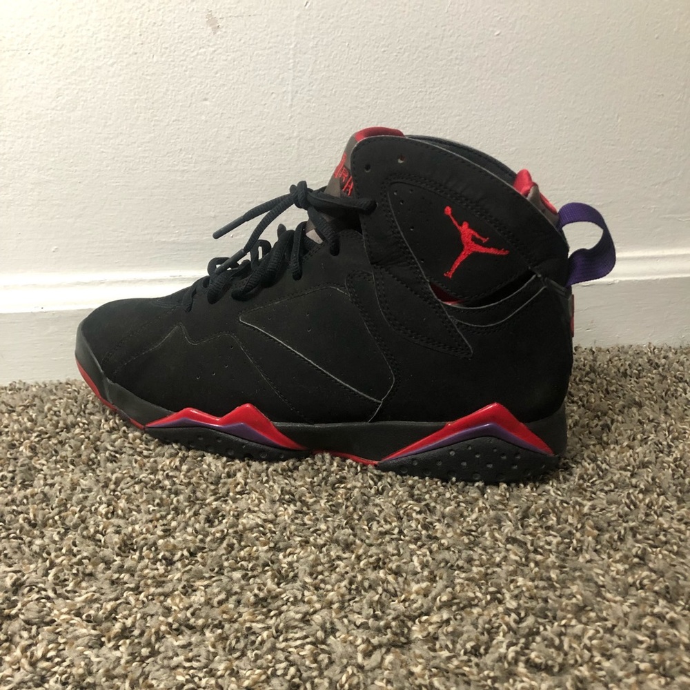 Jordan 7 “Raptor”